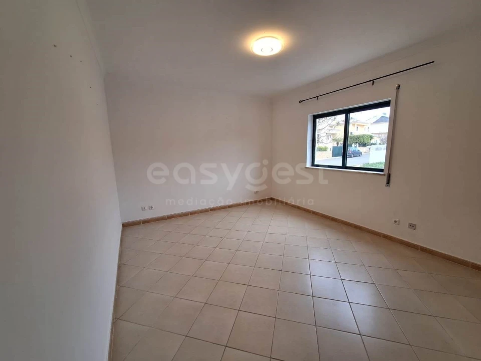 Apartamento T3 para Venda em Alvor Foto 12