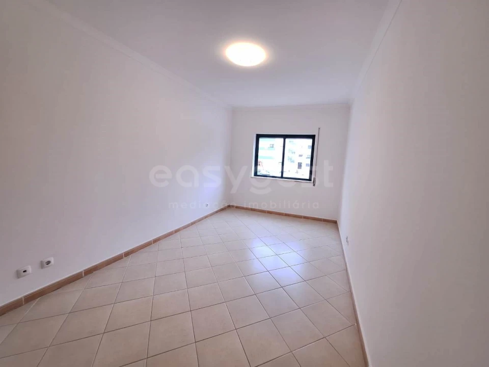 Apartamento T3 para Venda em Alvor Foto 15