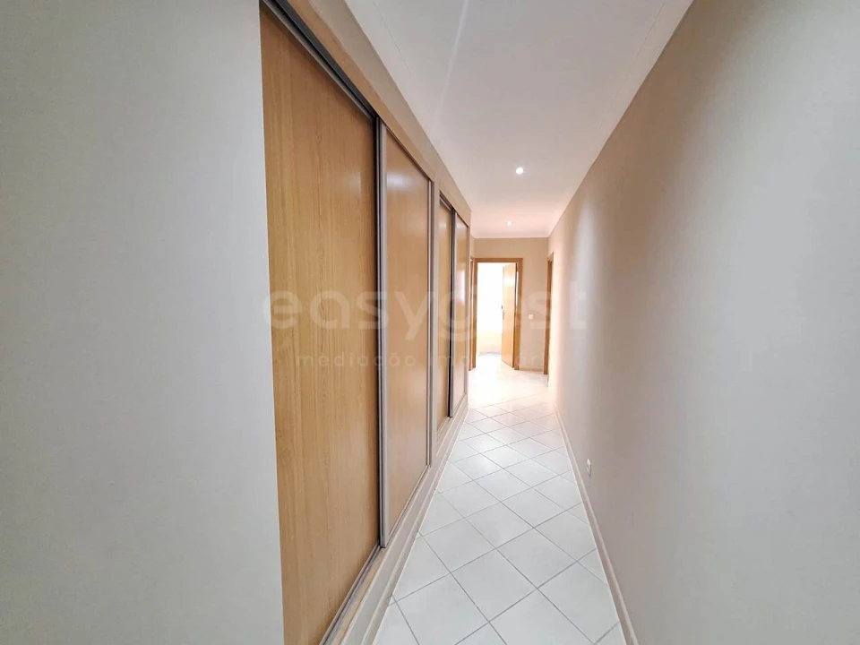 Apartamento T3 para Venda em Alvor Foto 16