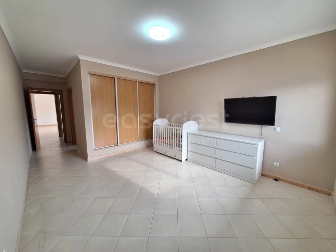 Apartamento T3 para Venda em Alvor Foto 6