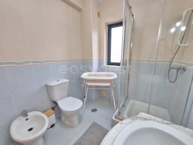 Apartamento T3 para Venda em Alvor Foto 9