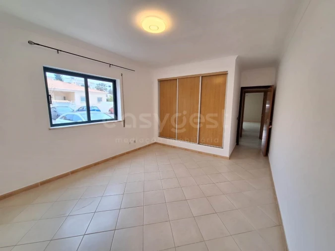 Apartamento T3 para Venda em Alvor Foto 11