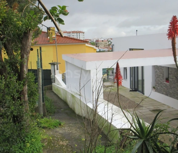 Moradia T4 para Venda em Rio de Mouro Foto 11