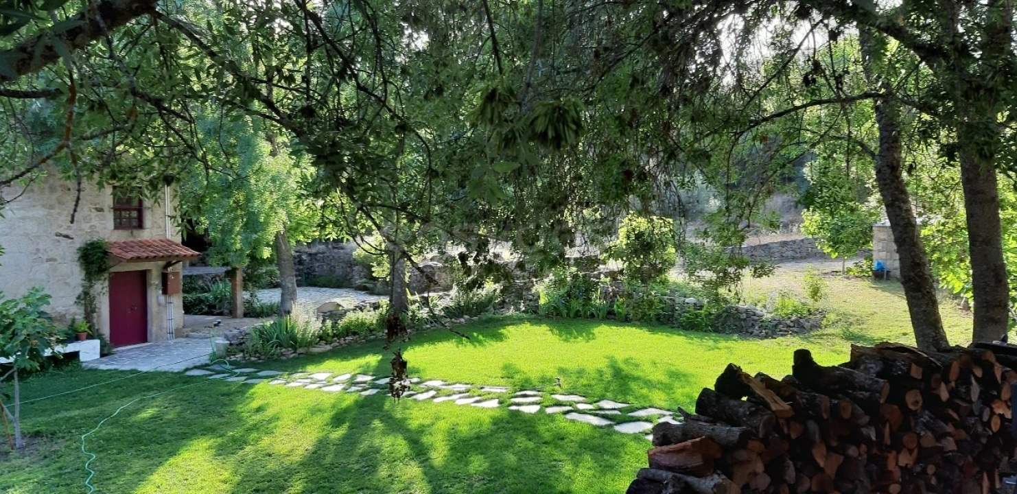 Quinta T5 para Venda em Alcains Foto 1