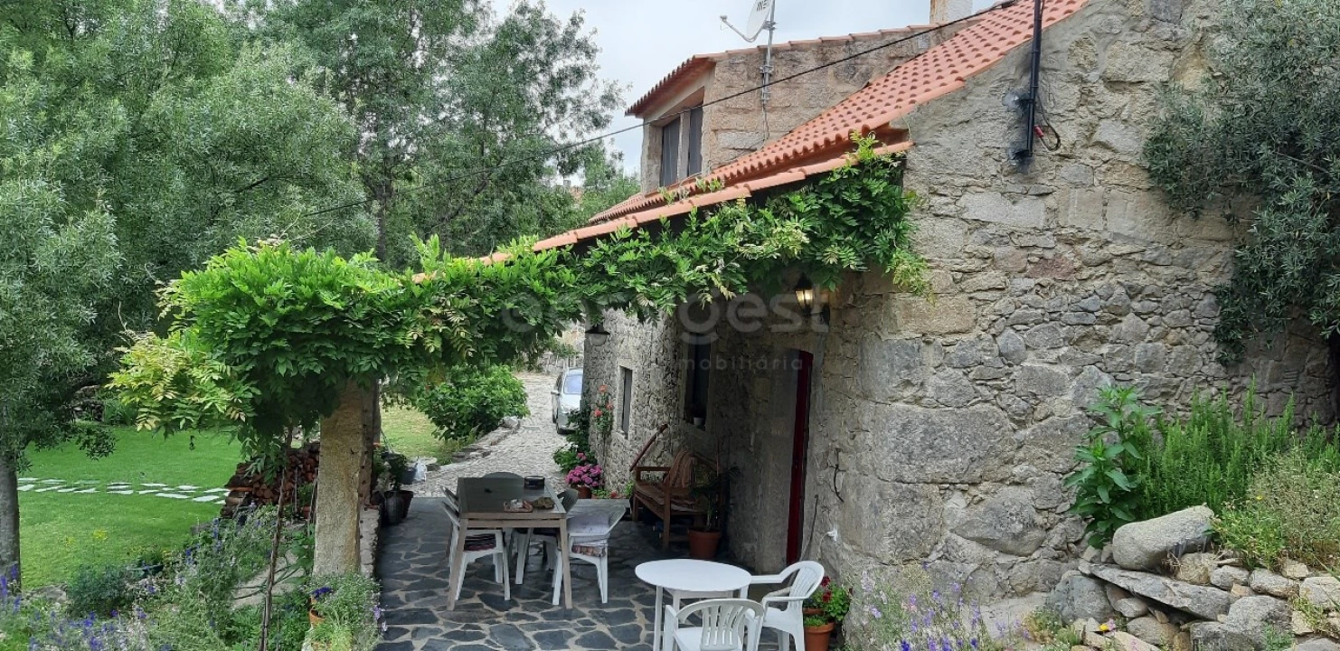 Quinta T5 para Venda em Alcains Foto 3