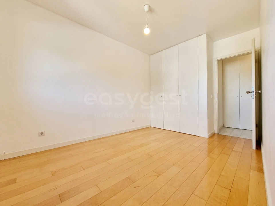 Apartamento T2 para Venda em Parque das Nações Foto 22