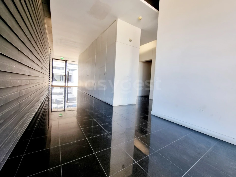 Apartamento T2 para Venda em Parque das Nações Foto 25