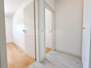 Apartamento T2 para Venda em Parque das Nações