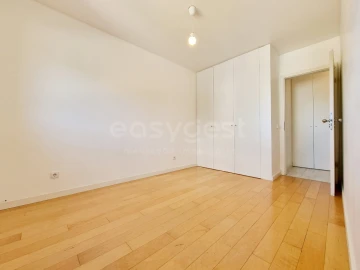 Apartamento T2 para Venda em Parque das Nações