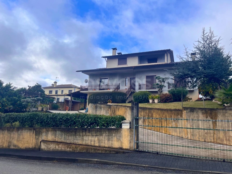 Moradia T5 para Venda em Belazaima do Chão, Castanheira do Vouga e Agadão Foto 2