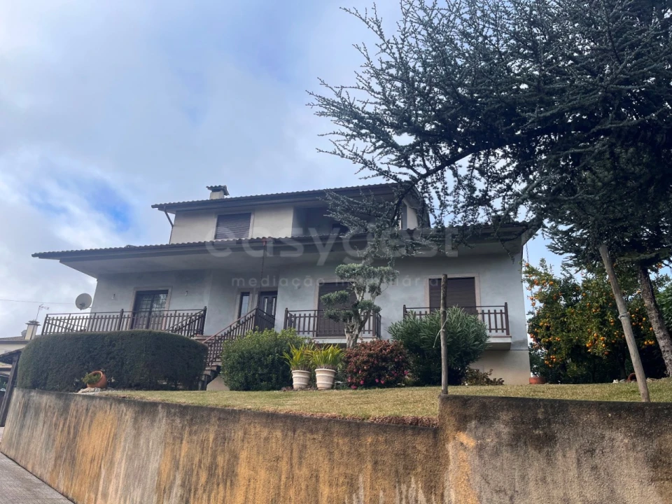 Moradia T5 para Venda em Belazaima do Chão, Castanheira do Vouga e Agadão Foto 9