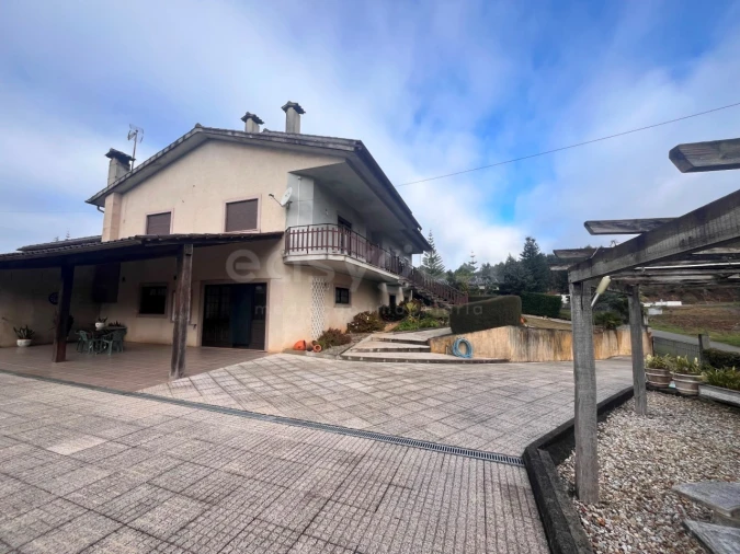 Moradia T5 para Venda em Belazaima do Chão, Castanheira do Vouga e Agadão Foto 4