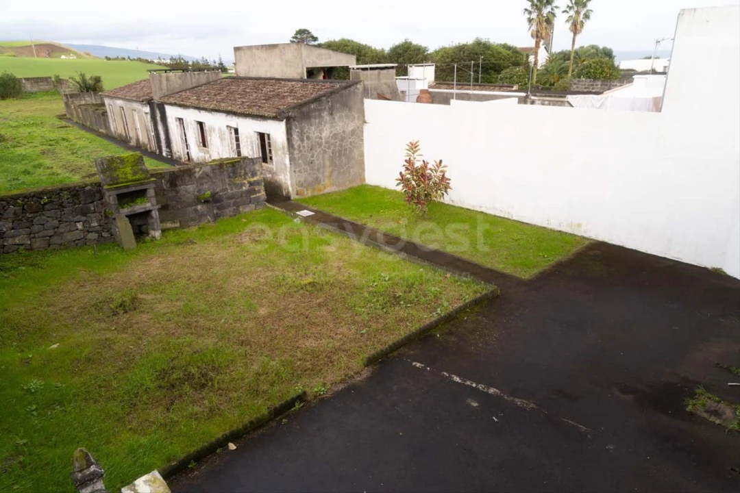 Moradia T3 para Venda em Santa Barbara Foto 26