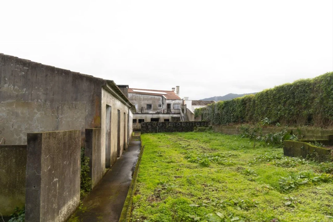 Moradia T3 para Venda em Santa Barbara Foto 28