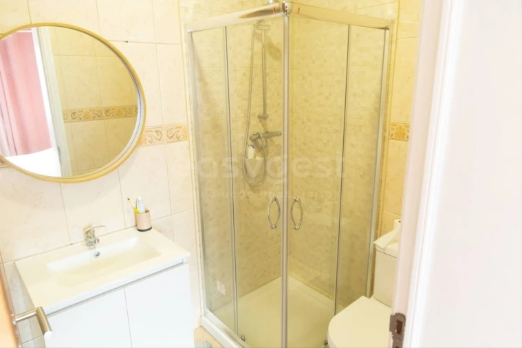 Moradia T3 para Venda em Santa Barbara Foto 18