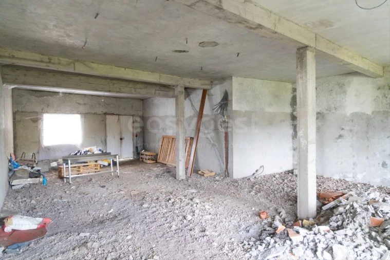 Moradia T3 para Venda em Santa Barbara Foto 29