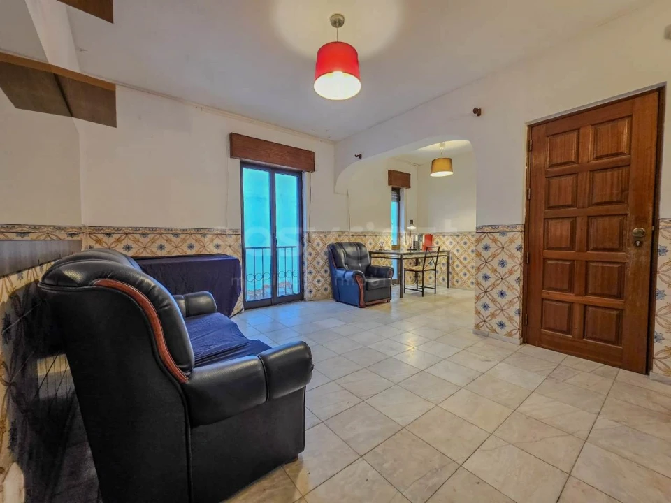 Prédio para Venda em Lagos (São Sebastião e Santa Maria) Foto 18