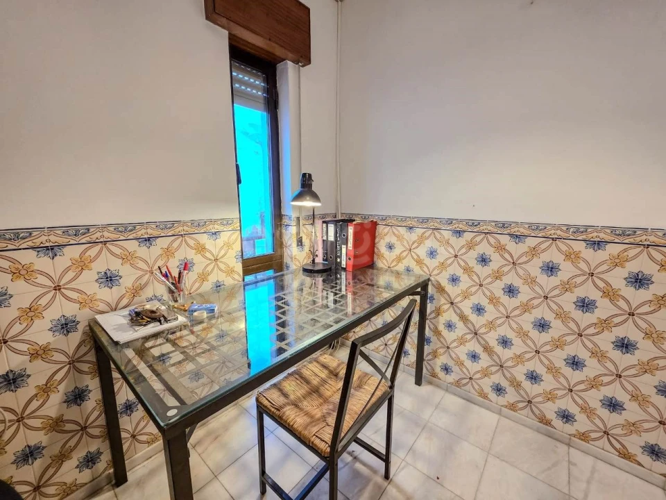 Prédio para Venda em Lagos (São Sebastião e Santa Maria) Foto 19