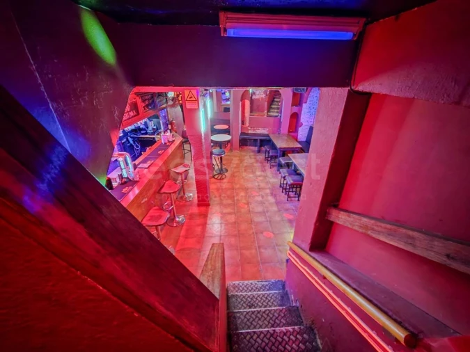 Prédio para Venda em Lagos (São Sebastião e Santa Maria) Foto 7