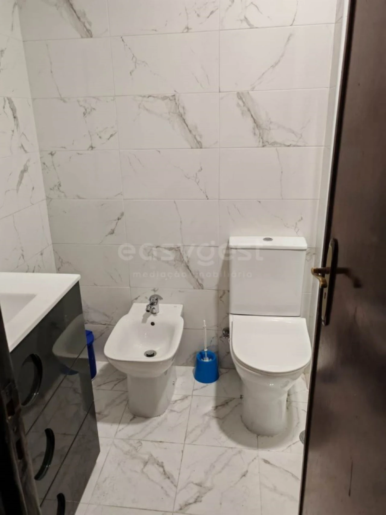Apartamento T3 para Arrendamento em Vialonga Foto 4