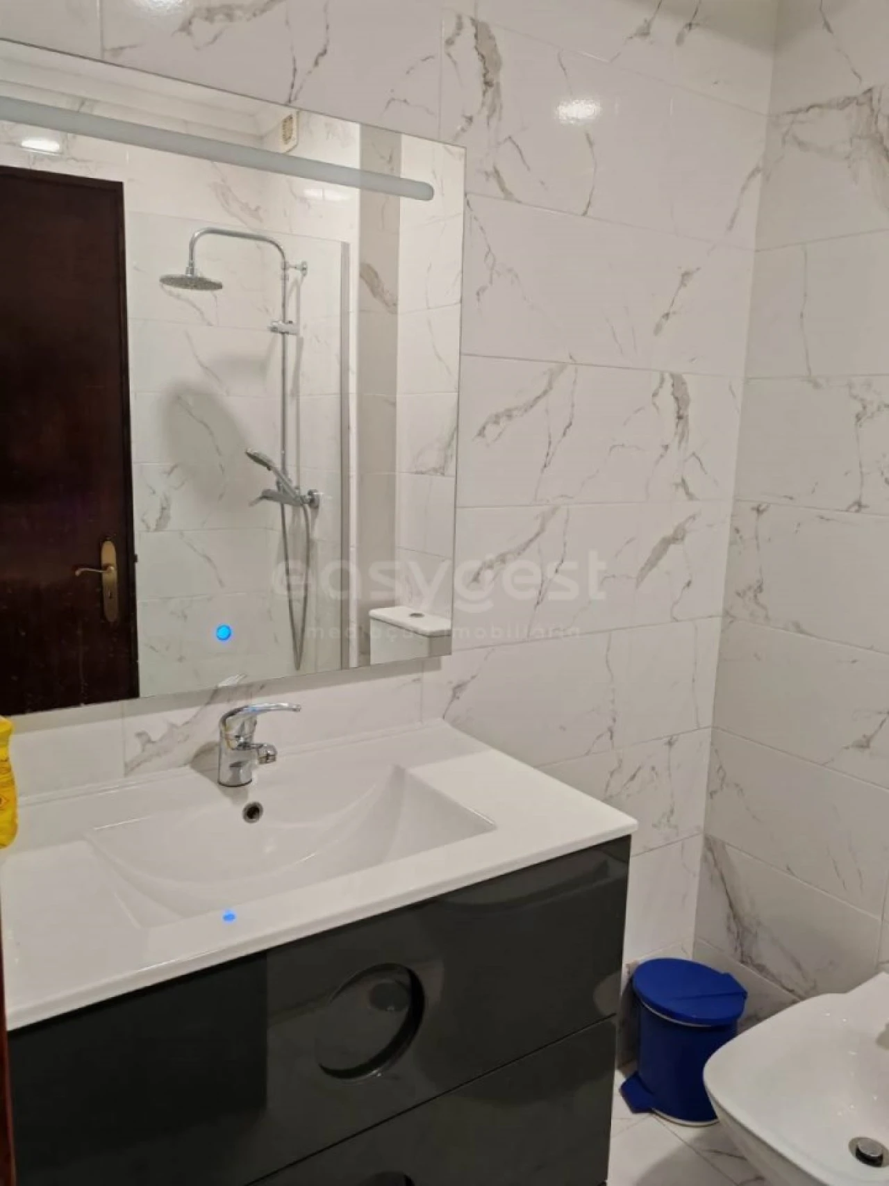 Apartamento T3 para Arrendamento em Vialonga Foto 5