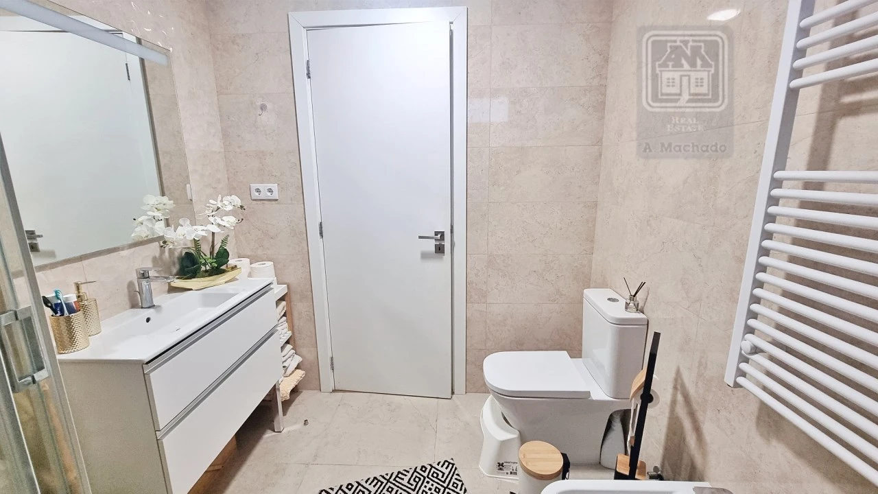 Apartamento T2 para Venda em Ponta Delgada (São José) Foto 34