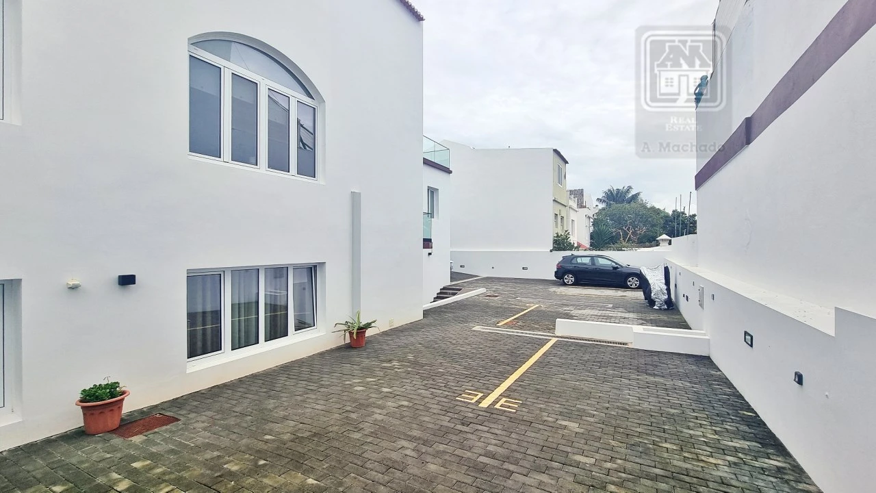 Apartamento T2 para Venda em Ponta Delgada (São José) Foto 41