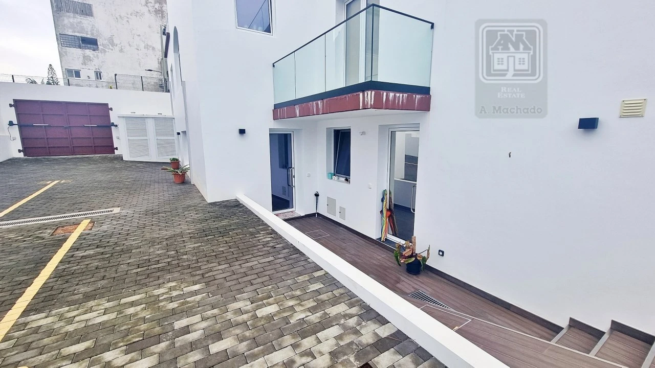 Apartamento T2 para Venda em Ponta Delgada (São José) Foto 42