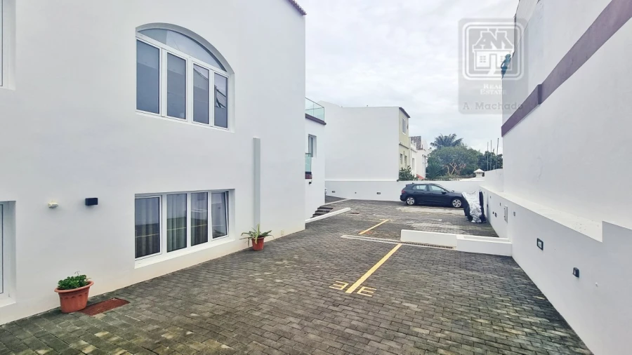 Apartamento T2 para Venda em Ponta Delgada (São José) Foto 41