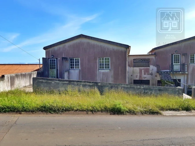 Moradia T4 para Venda em Velas (São Jorge) Foto 2