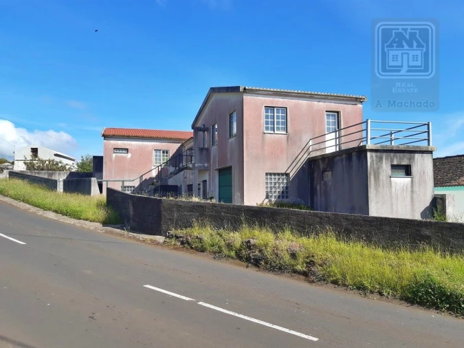 Moradia T4 para Venda em Velas (São Jorge) Foto 3