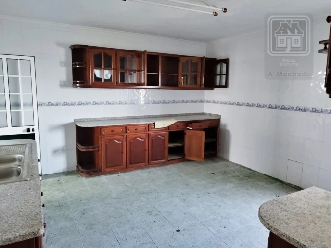 Moradia T4 para Venda em Velas (São Jorge) Foto 12