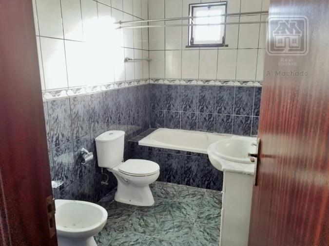 Moradia T4 para Venda em Velas (São Jorge) Foto 16