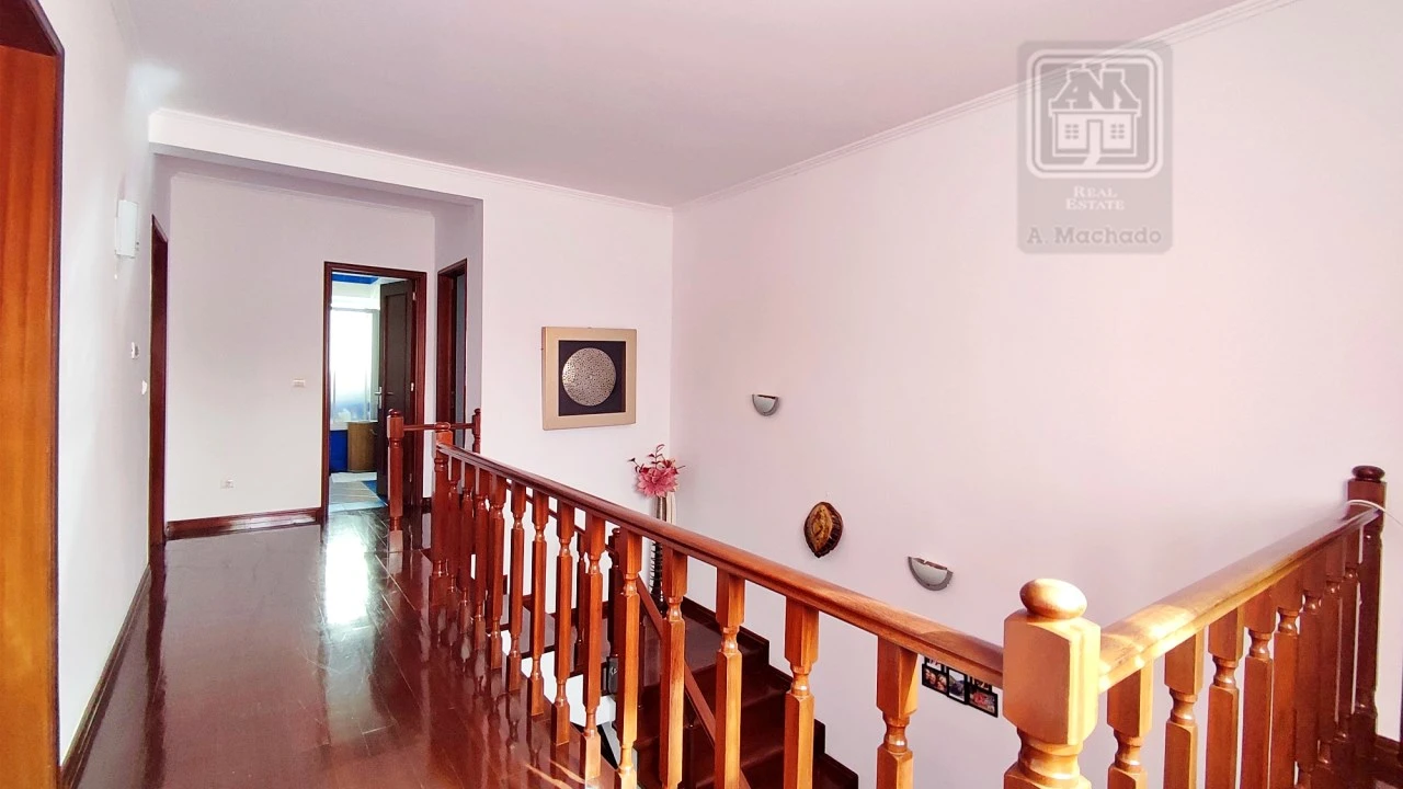 Moradia T7 para Venda em Fenais da Luz Foto 25