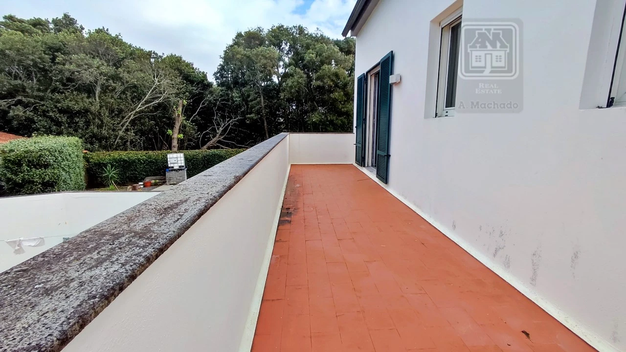 Moradia T7 para Venda em Fenais da Luz Foto 33