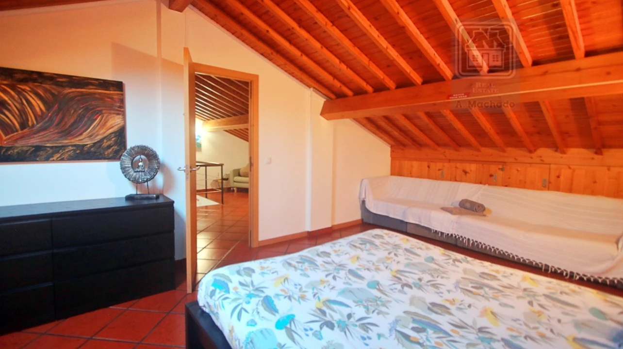 Moradia T7 para Venda em Fenais da Luz Foto 76