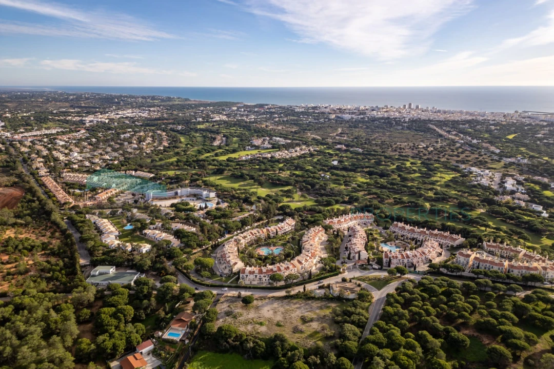 Apartamento T2 para Venda em Quarteira Foto 35