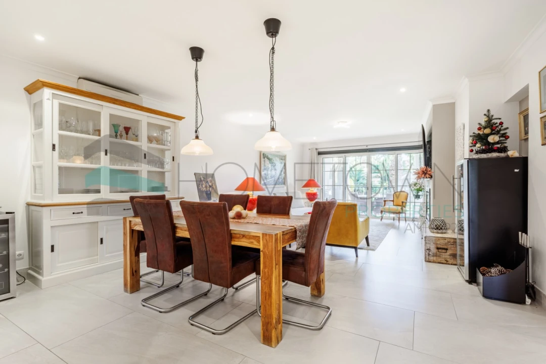 Apartamento T2 para Venda em Quarteira Foto 2