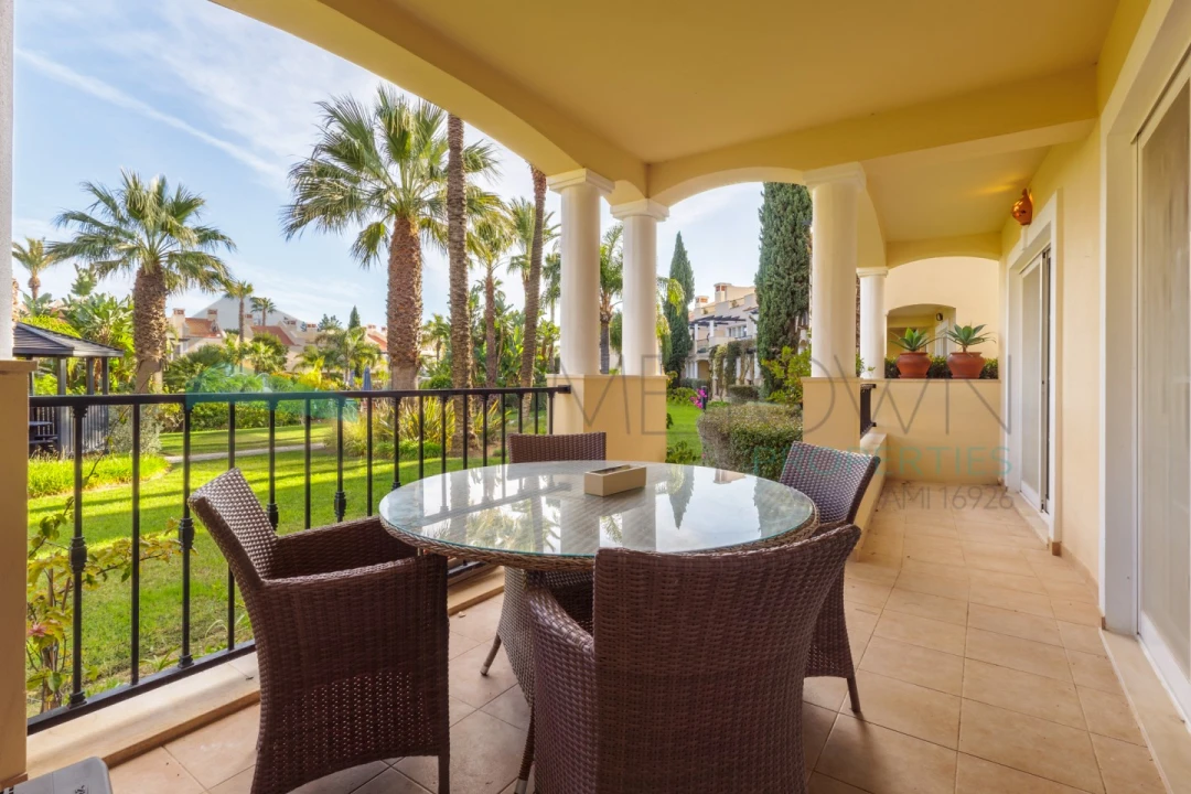 Apartamento T2 para Venda em Quarteira Foto 5