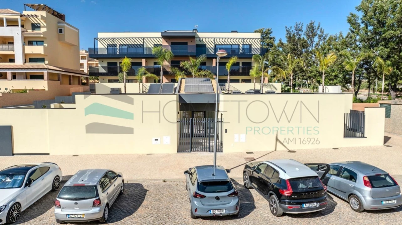 Moradia T3 para Venda em Quarteira Foto 18