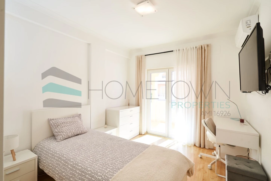 Apartamento T2 para Venda em Quarteira Foto 21