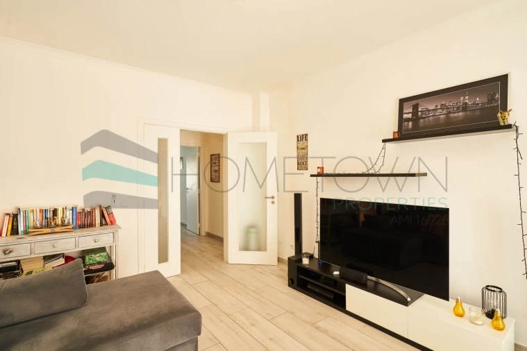 Apartamento T2 para Venda em Quarteira Foto 7