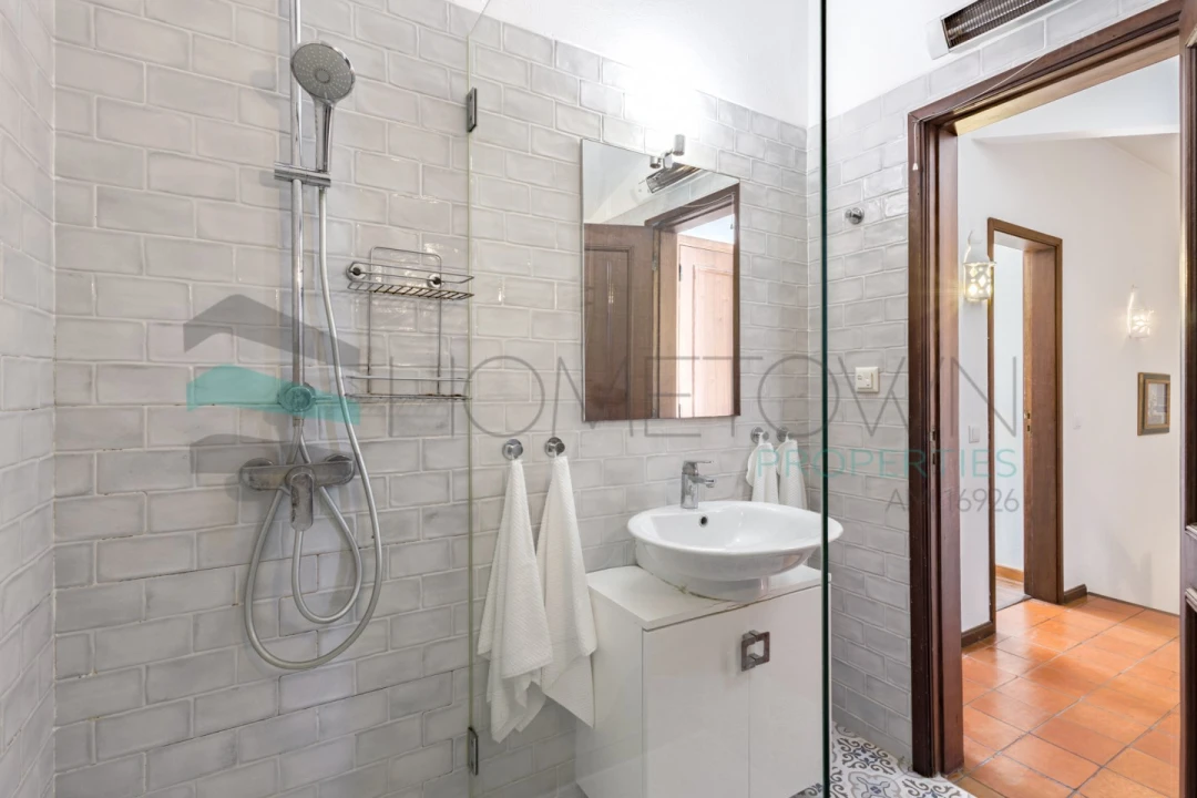 Moradia T2 para Venda em Quarteira Foto 28