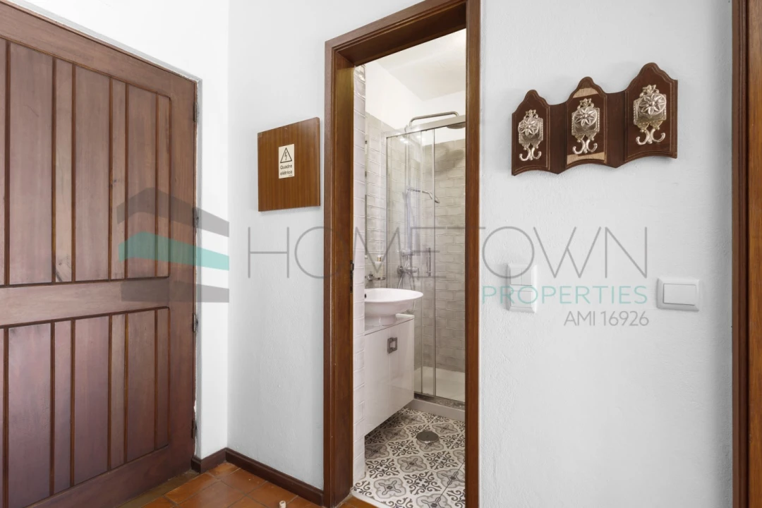 Moradia T2 para Venda em Quarteira Foto 12