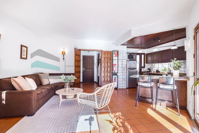 Moradia T2 para Venda em Quarteira Foto 3