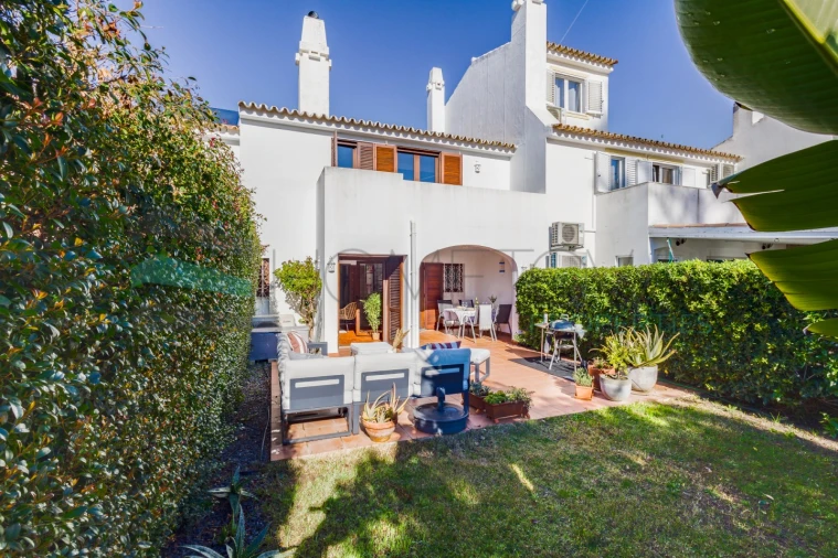 Moradia T2 para Venda em Quarteira Foto 36