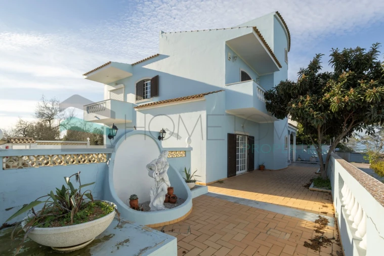 Moradia T4 para Venda em Moncarapacho e Fuseta Foto 2