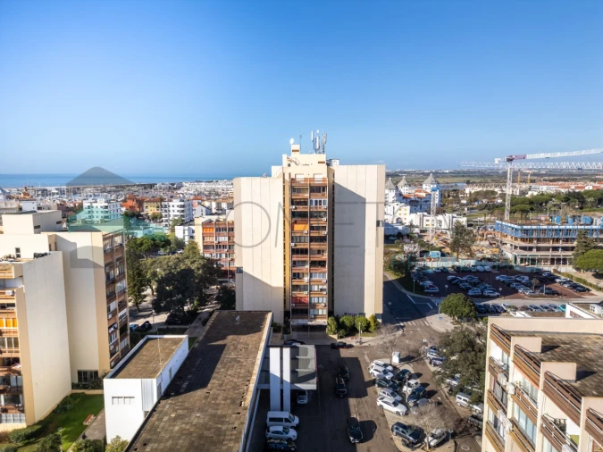 Apartamento para Venda em Quarteira Foto 19