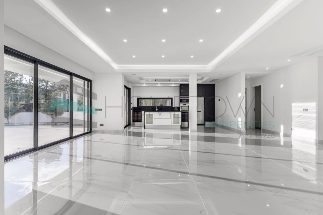 Moradia T3 para Venda em Quarteira Foto 6