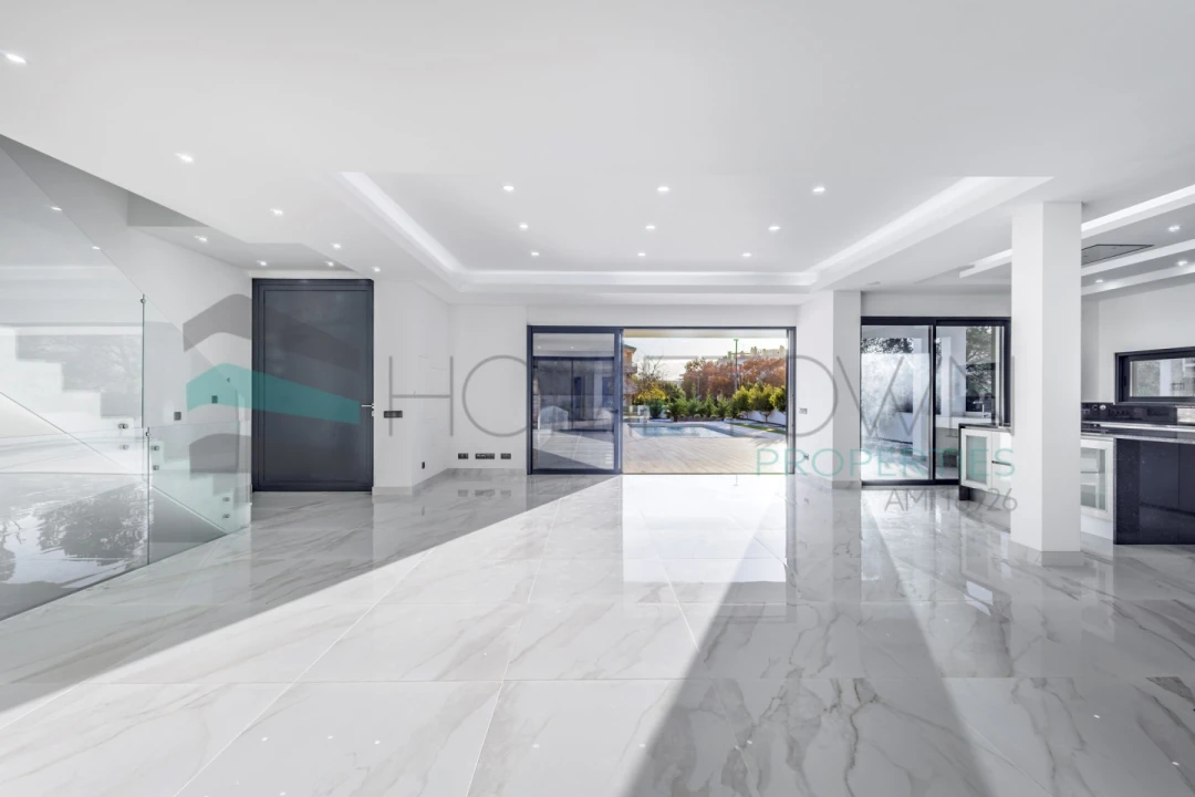 Moradia T3 para Venda em Quarteira Foto 4